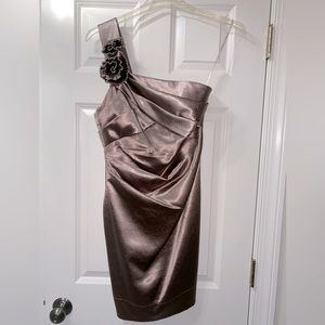 Phoebe Couture Shimmering Elegant Dress Size 8